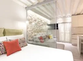 Petite Town Hall Apartment by Konnect, Old Corfu Town