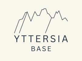 Yttersia Base，位于Senja的酒店