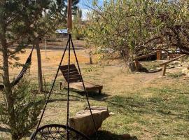 Cabañas bola 8，位于Calingasta的酒店