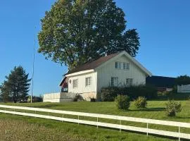 Cozy 2 bedroom house on a farm just outside Lillestrøm