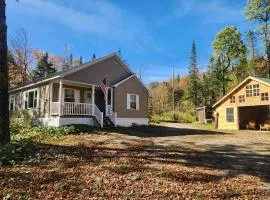 Belvidere Mountain Vista Home by Long Trail, Jay Peak, Smuggs