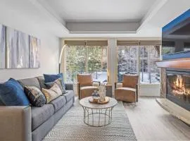 Spacious 2BR Oasis with Pool and Gym Close to Banff