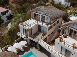 Xeno Hotel Boutique，位于Playa Estacahuite的酒店