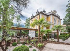 Villa Helvetia，位于梅拉诺Parco Maia附近的酒店