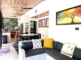 Hidden jungle spot 50m from the Caribbean Sea