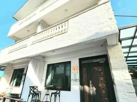 宜蘭禾光宅包棟民宿 l 依人數開房