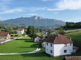 Tarčin Village Retreat，位于Tarčin的酒店