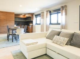 Chalés Avelino Carolino ll com Roteiro incluído，位于查韦斯的酒店