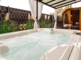 Spa Cottage Serenity Chalet，位于Rittersdorf的木屋