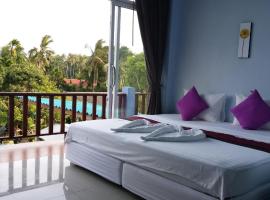 隆恩帕岸岛旅馆，位于班泰的酒店