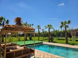 Maison D'hôte - Villa Privée et Paisible avec Déj' Marocain Offert