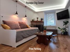 FRIZ&FANY Charm House，位于波斯托伊纳的宠物友好酒店