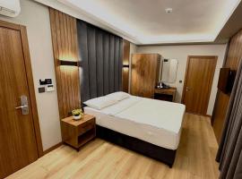 Hotel And free shuttle，位于伊斯坦布尔的酒店