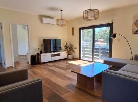 Apartamento a estrenar en Shangril&aacute; - 2 dormitorios，位于海岸城的住宿