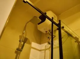 De Royal Explorer Apartments