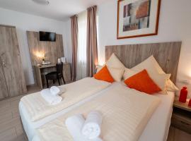 Hotel Lichtblick Salach，位于萨拉齐的酒店