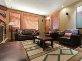 Slalom Creek 2 Bedroom & Den