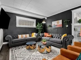 Roomy Central Hub Games, Fire Pit & Downtown Fun