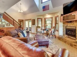 TroutFest Riverfront Norfork Home, Great Fishing