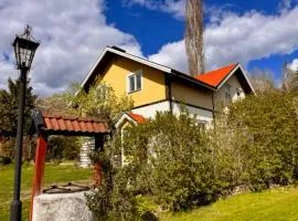 Historic Country Home in Alberga