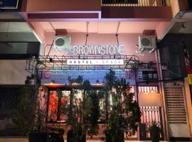 The Brownstone Hostel & Space，位于怡保的酒店