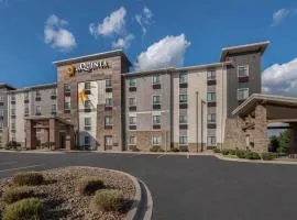 La Quinta Inn & Suites by Wyndham Greenville Woodruff Rd