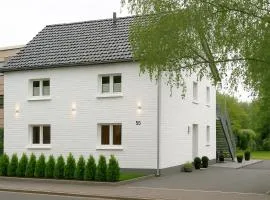 HOMEFY - Gasthaus Düsseldorf - Meerbusch