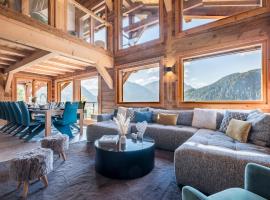 Chalet Familial Spacieux Le Spencer Grand Luxe Châtel，位于沙泰勒的酒店