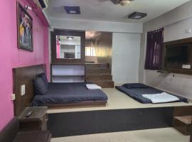 BTQ yogeshwar dham，位于范兰德凡的酒店