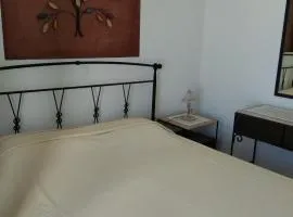 Vromolithos apartments