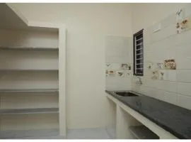 Redfox Service Apartment DLF