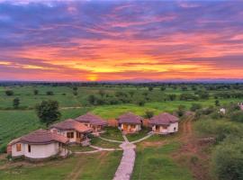 The Jawai Vanya Bagh Resort By Lavender Hotels，位于Fālna的酒店