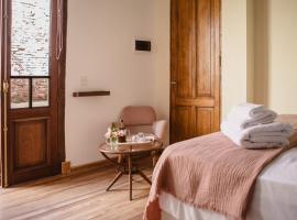 La Noire Petit hotel，位于布宜诺斯艾利斯的酒店
