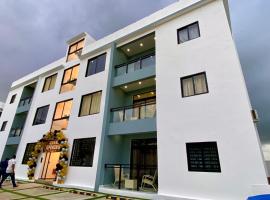 Zarzuela Villas del Mar Puerto Plata，位于Muñoz的酒店