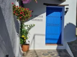 El Pequeño Escondite