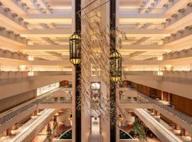 Conrad Singapore Orchard