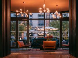 H&ocirc;tel L&Eacute;ONOR the place to live，位于斯特拉斯堡的豪华酒店