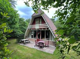 De Boomklever, vrijstaand en midden in het bos aan de heide!，位于埃尔斯佩特的酒店