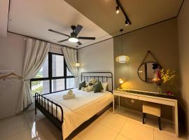 Chill Homestay with Mini Cafeteria at Gamuda Garden，位于万挠的酒店