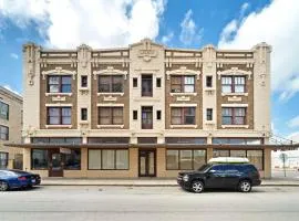 Historic loft in downtown Galveston close to everything