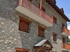 Dúplex a 20 min de Aigüestortes，位于Escaló的酒店