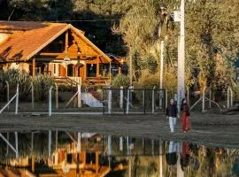Chácara Beija Flor com Casa de Campo charmosa pertinho de Curitiba