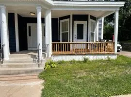 Wolfville Veranda Suite 1 Downtown Vibrancy