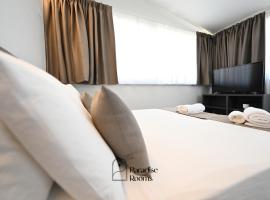 Hotel Paradise Rooms，位于比特里托的酒店