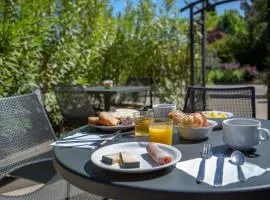 普罗旺斯布里尼奥勒宜必思快捷酒店