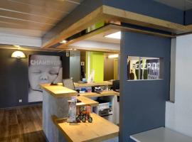 布里夫拉盖亚尔德宜必思快捷酒店，位于布里夫拉盖亚尔德的酒店