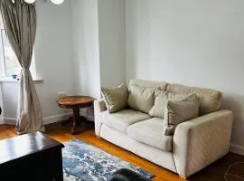 Com4t Homes Contractor Essentials Room Stay Free Parking & Extended Stay Welcome