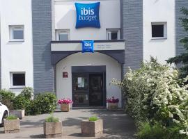 ibis budget Versailles Chateau Saint cyr l'Ecole，位于圣西尔-莱科勒的酒店