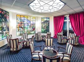 卢尔德帝国美居酒店，位于卢尔德的酒店