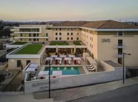 Mercure Avignon TGV Hotel & Spa